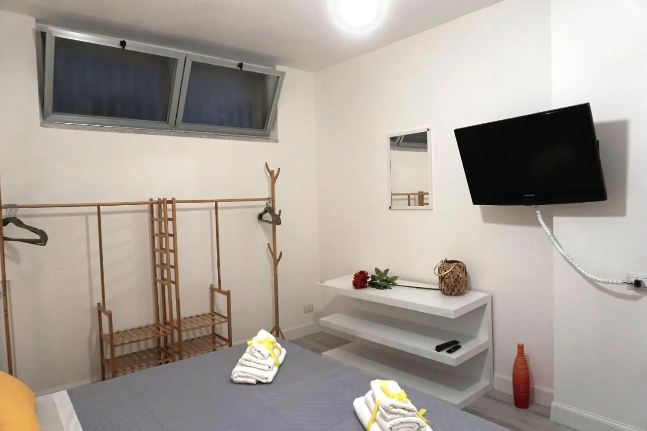 Holiday home La Casa Delle Nespole Villa Palermo
